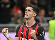 雷火电竞网站-AC米兰绝杀法国，孔蒂统治全场