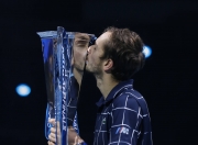 雷火电竞网址-ATP总决赛逆转联合杯，梅德韦杰夫高光表现